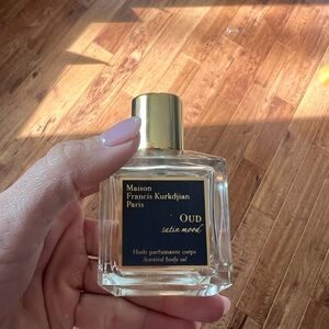 Maison Francis Kurkdjian Oud Satin Mood Body Oil - Gold and Black